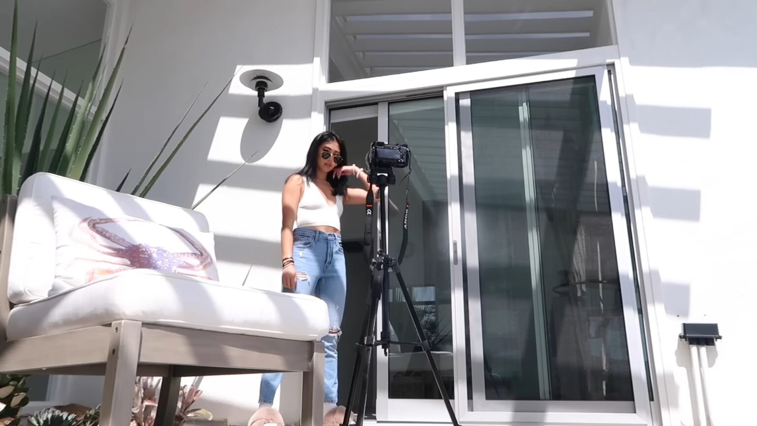 OnlyFans Impact How It's Shaping Today's Pop Culture Trends Hero(04)