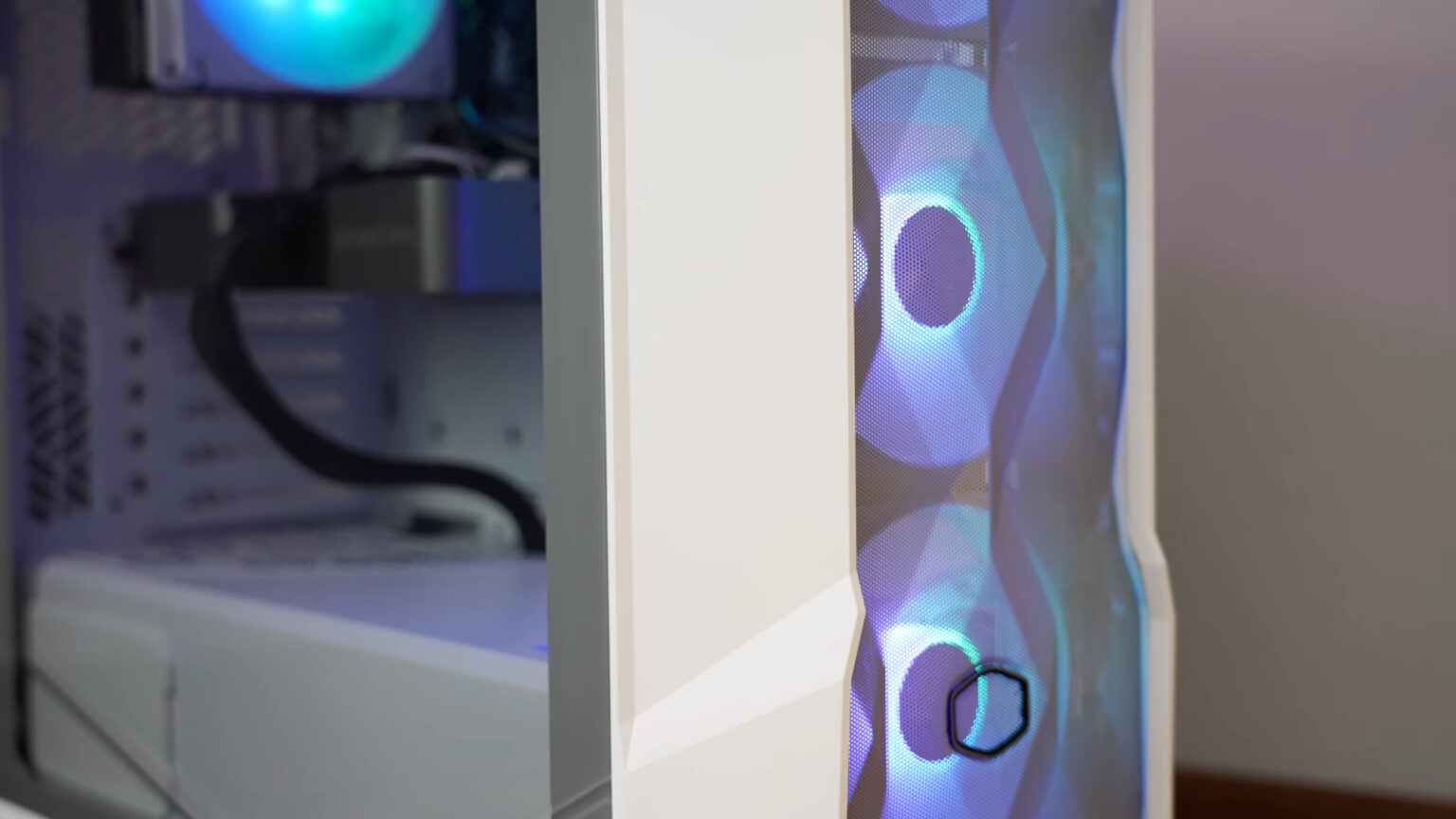 MicroATX vs MiniITX vs ATX What's the Difference? The Big Debate