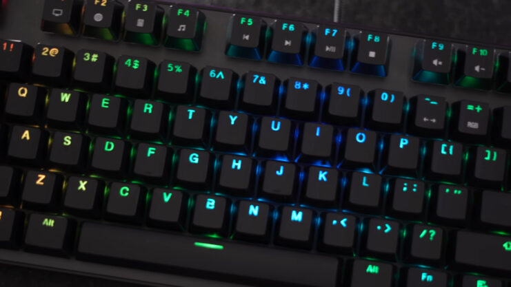 Redragon K552 Kumara Mechanical Gaming Keyboard - Building a Gaming PC Under $500